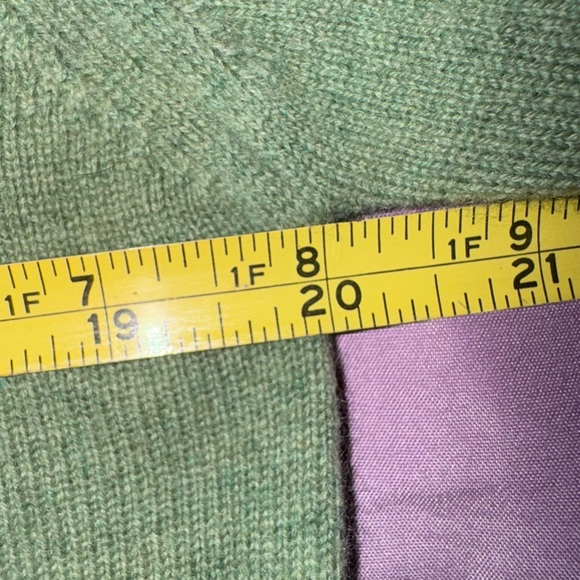 Saks Fifth Avenue COLLECTION Cashmere Quarter-Zip Sweater. Size Medium NWOT - Picture 3 of 11